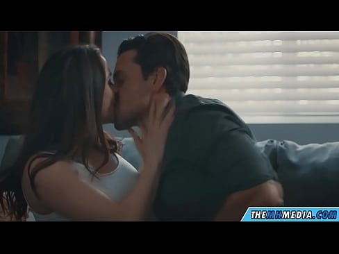 ❤️ Romanttista seksiä hyvän povisen äidin kanssa Porno at us ❌️❤