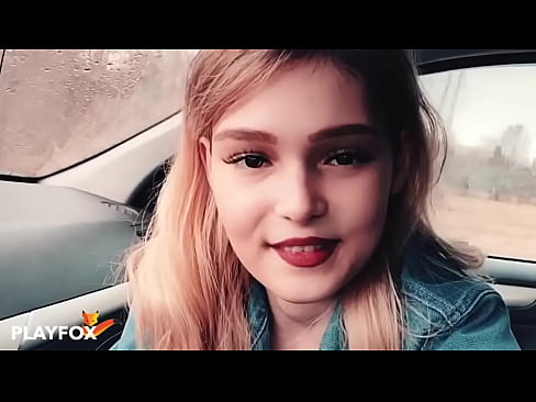 ❤️ Seksikäs babe iloisesti imee alennuskorttia Porno at us ❌️❤